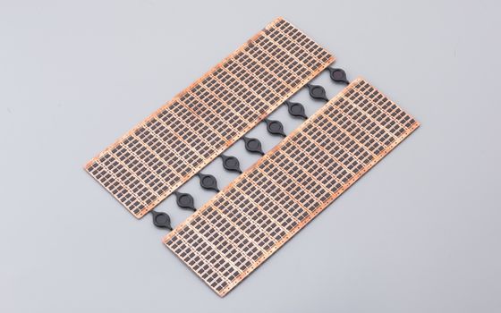 Système d'encapsulation automatique de puce