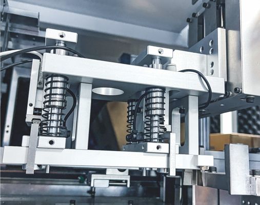 Système de découpe et de séparation des tendons de la machine de découpage et de formage de haute précision
