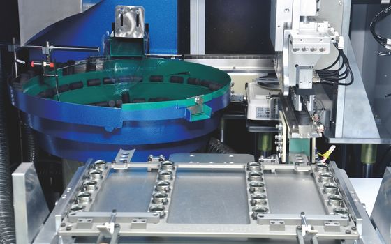 Machine de fabrication de puces à semi-conducteurs à tri entièrement automatique 220V/50Hz