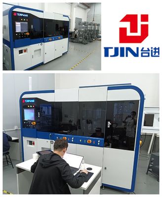 Machines de fabrication de semi-conducteurs pour le moulage à haute performance automatisées